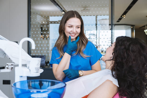Best Tooth Extraction  in Llano Grande, TX